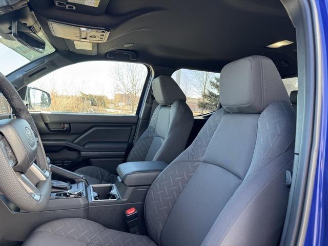 2025 Toyota Tacoma SR5 4WD