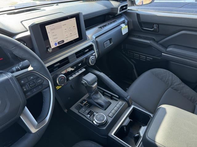 2025 Toyota Tacoma SR5 4WD