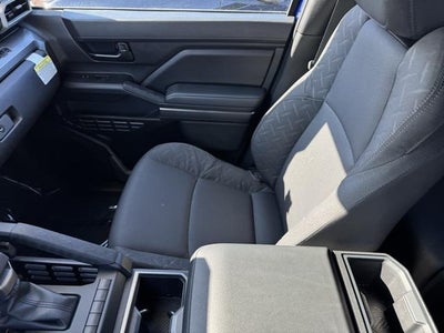 2025 Toyota Tacoma SR5 4WD