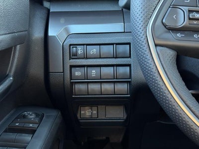 2025 Toyota Tacoma SR5 4WD