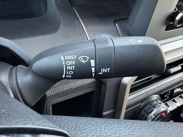 2024 Toyota Tacoma SR5 4WD