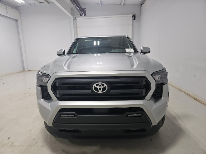 2024 Toyota Tacoma SR5 4WD