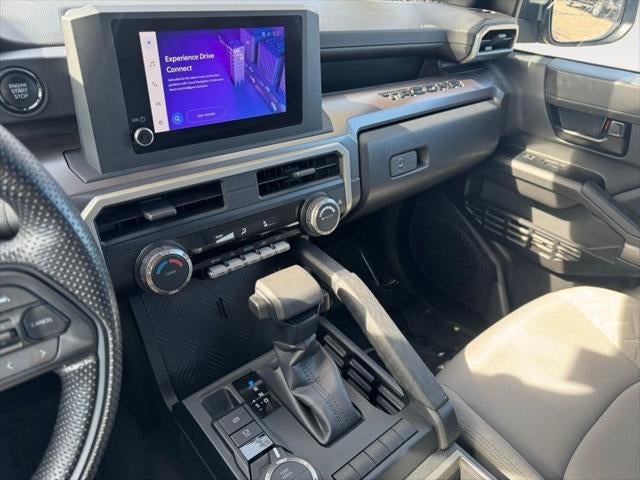 2024 Toyota Tacoma SR5 4WD