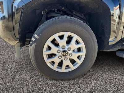 2025 Toyota Tacoma SR5 4WD