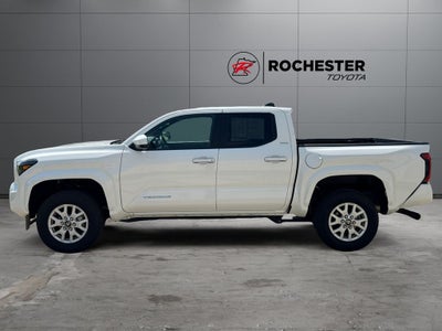 2025 Toyota Tacoma SR5 4WD