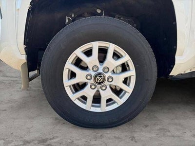 2025 Toyota Tacoma SR5 4WD
