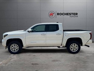 2025 Toyota Tacoma SR5 4WD
