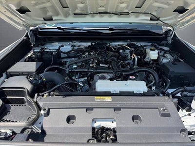 2025 Toyota Tacoma SR5 4WD