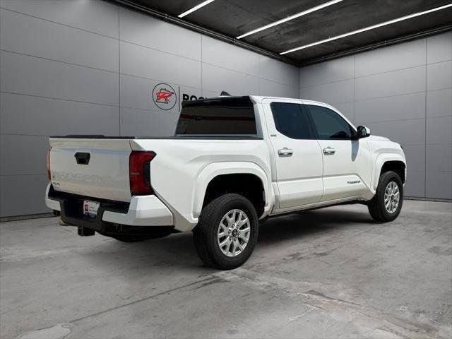 2025 Toyota Tacoma SR5 4WD