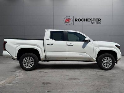 2025 Toyota Tacoma SR5 4WD