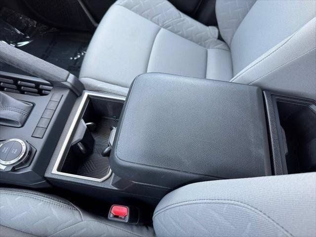 2025 Toyota Tacoma SR5 4WD