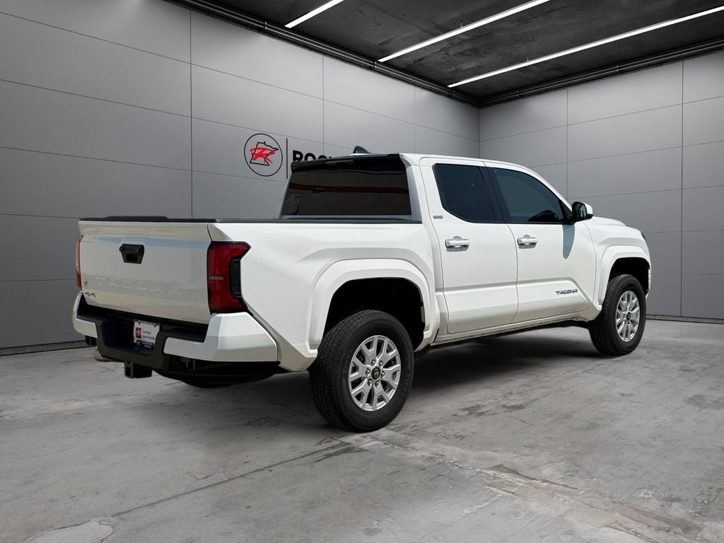 2025 Toyota Tacoma SR5 4WD