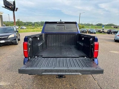 2024 Toyota Tacoma SR5 4WD