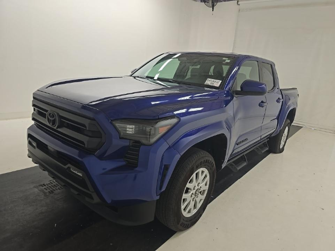 2025 Toyota Tacoma SR5 4WD