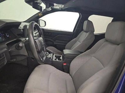 2025 Toyota Tacoma SR5 4WD