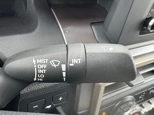 2024 Toyota Tacoma SR5 4WD