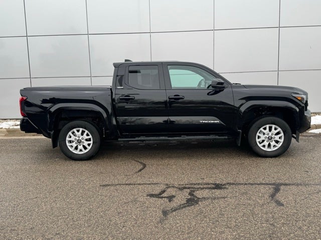 2024 Toyota Tacoma SR5 4WD