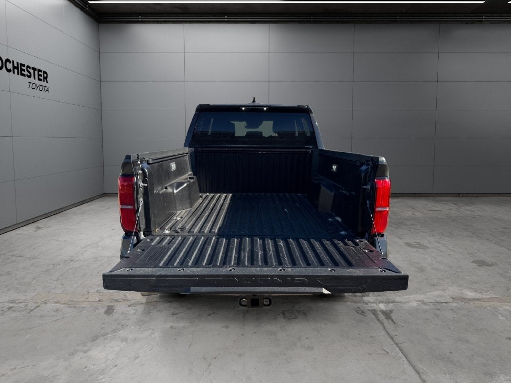 2025 Toyota Tacoma SR5 4WD