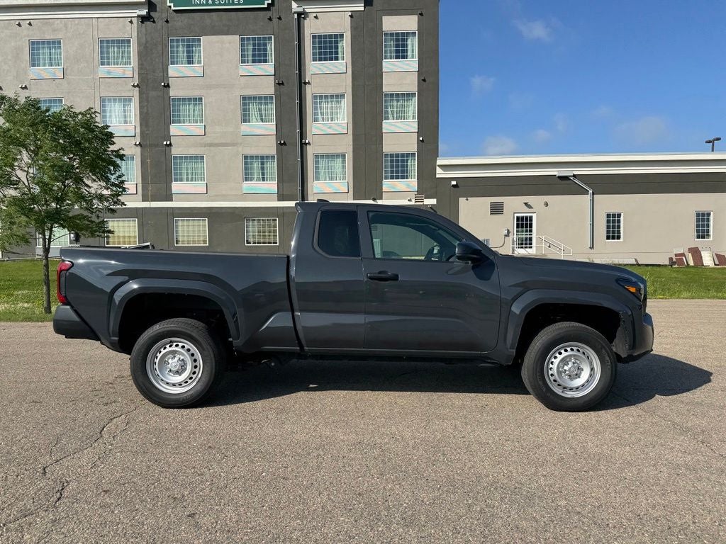 2025 Toyota Tacoma SR 4WD