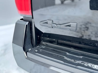 2024 Toyota Tacoma SR5 4WD