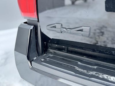 2024 Toyota Tacoma SR5 4WD