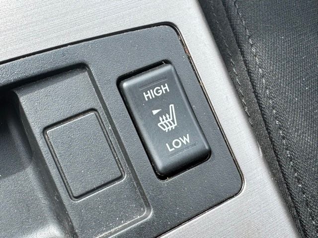 2014 Subaru Outback 2.5i Premium AWD