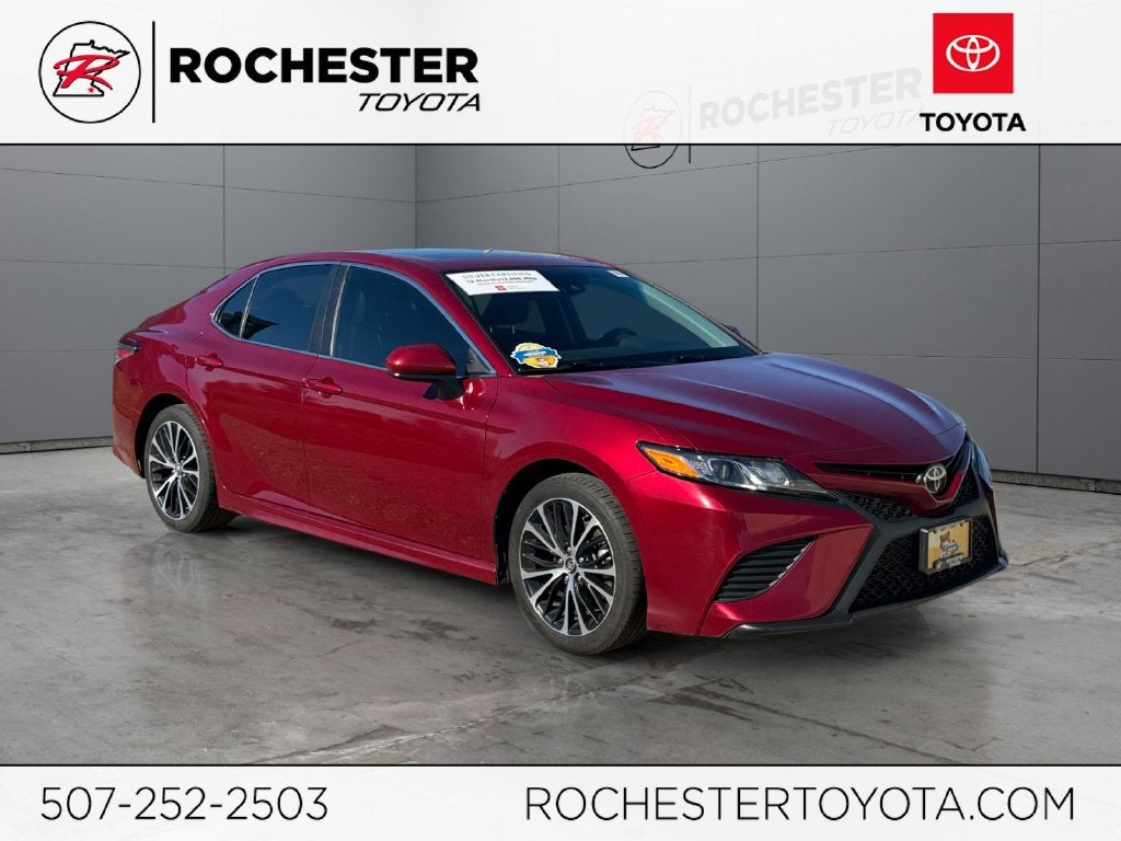 2018 Toyota Camry SE FWD