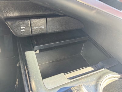 2018 Toyota Camry SE FWD