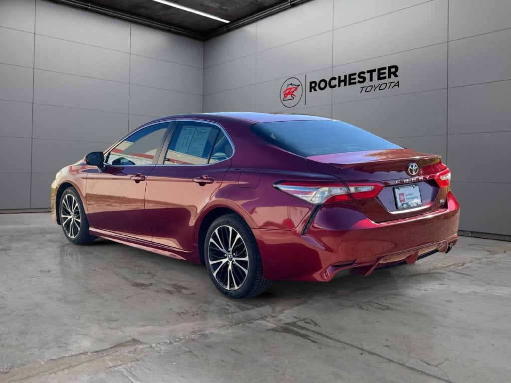2018 Toyota Camry SE FWD