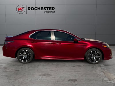 2018 Toyota Camry SE FWD