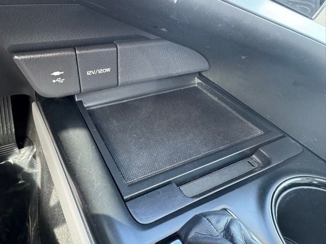 2019 Toyota Camry SE FWD