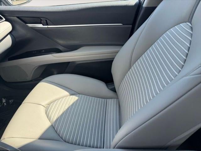 2019 Toyota Camry SE FWD