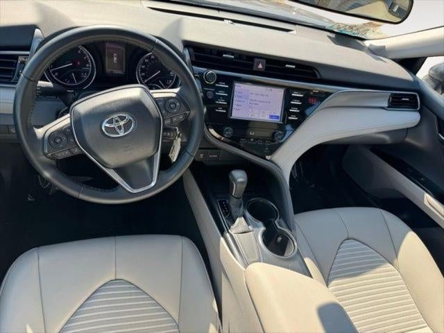 2019 Toyota Camry SE FWD
