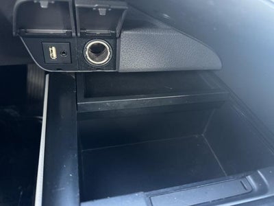 2018 Toyota Camry Hybrid SE FWD