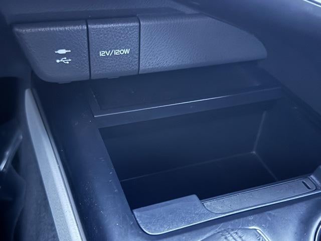 2018 Toyota Camry Hybrid LE FWD