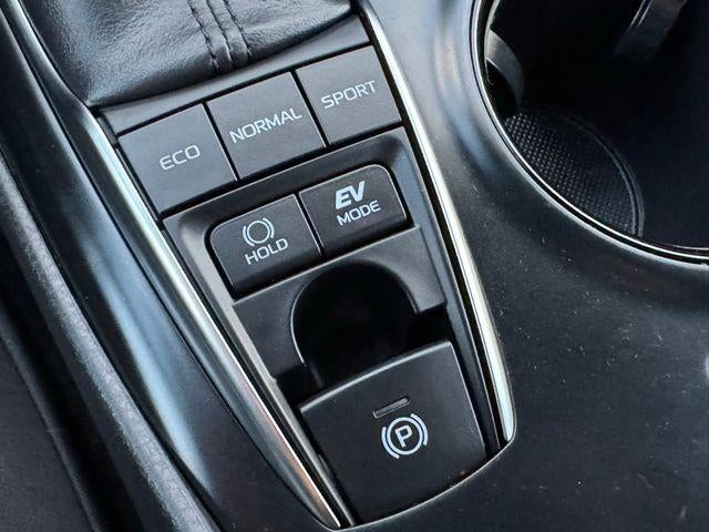 2019 Toyota Camry Hybrid LE FWD