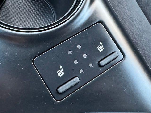 2019 Toyota Camry Hybrid LE FWD