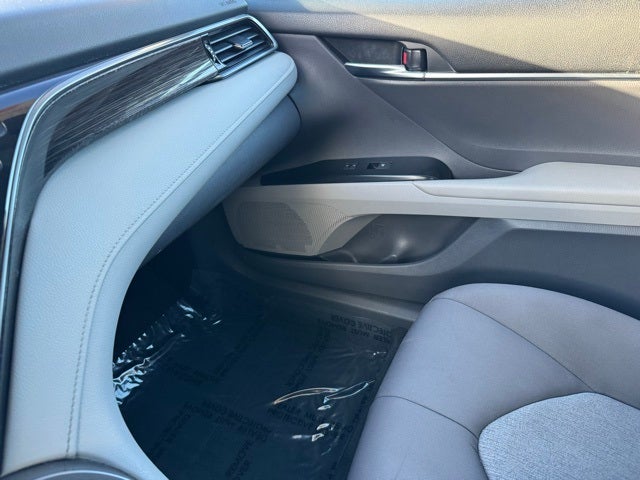 2019 Toyota Camry Hybrid LE FWD