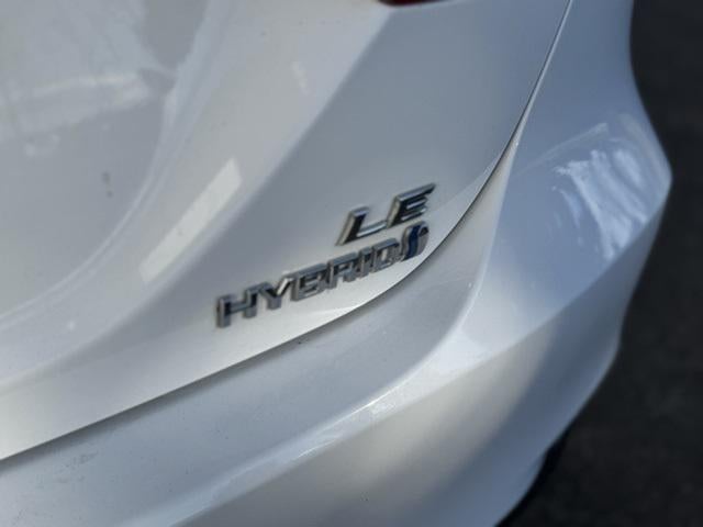 2019 Toyota Camry Hybrid LE FWD