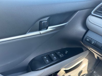 2019 Toyota Camry Hybrid LE FWD