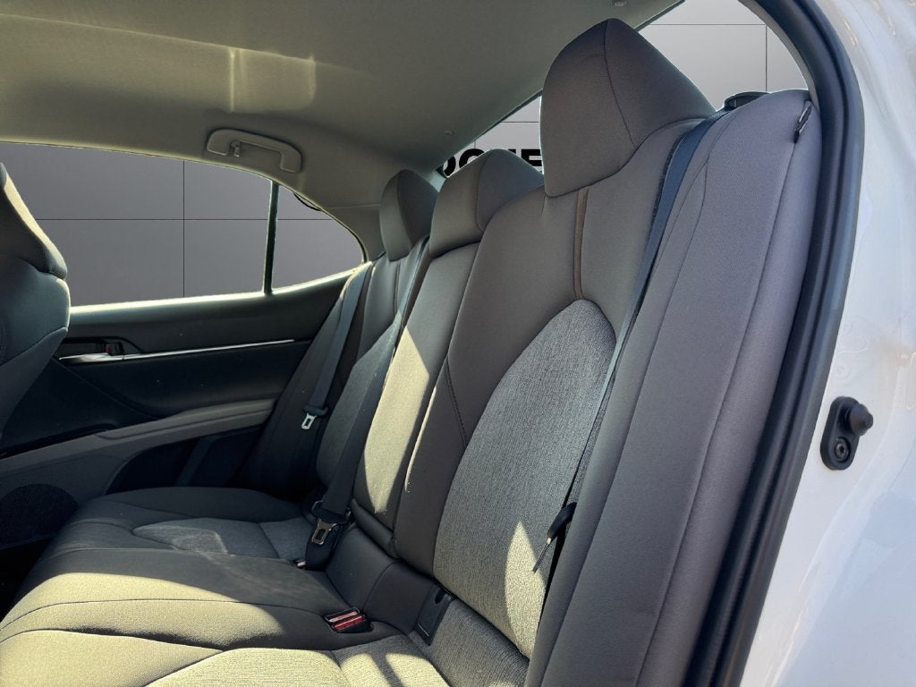2019 Toyota Camry Hybrid LE FWD