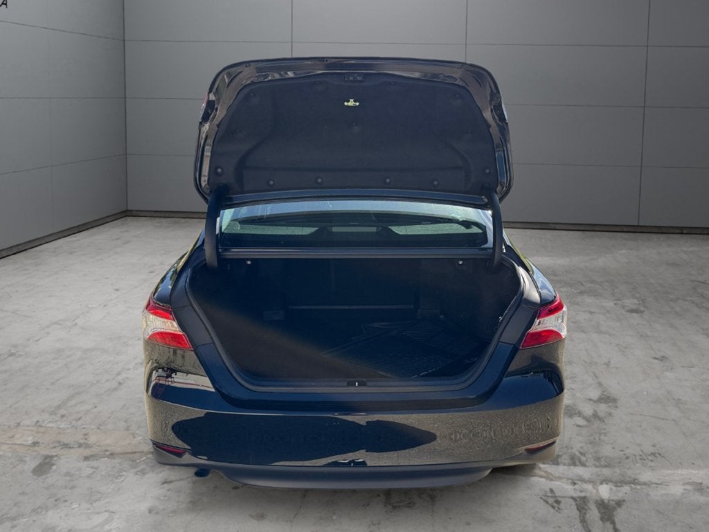 2019 Toyota Camry Hybrid LE FWD