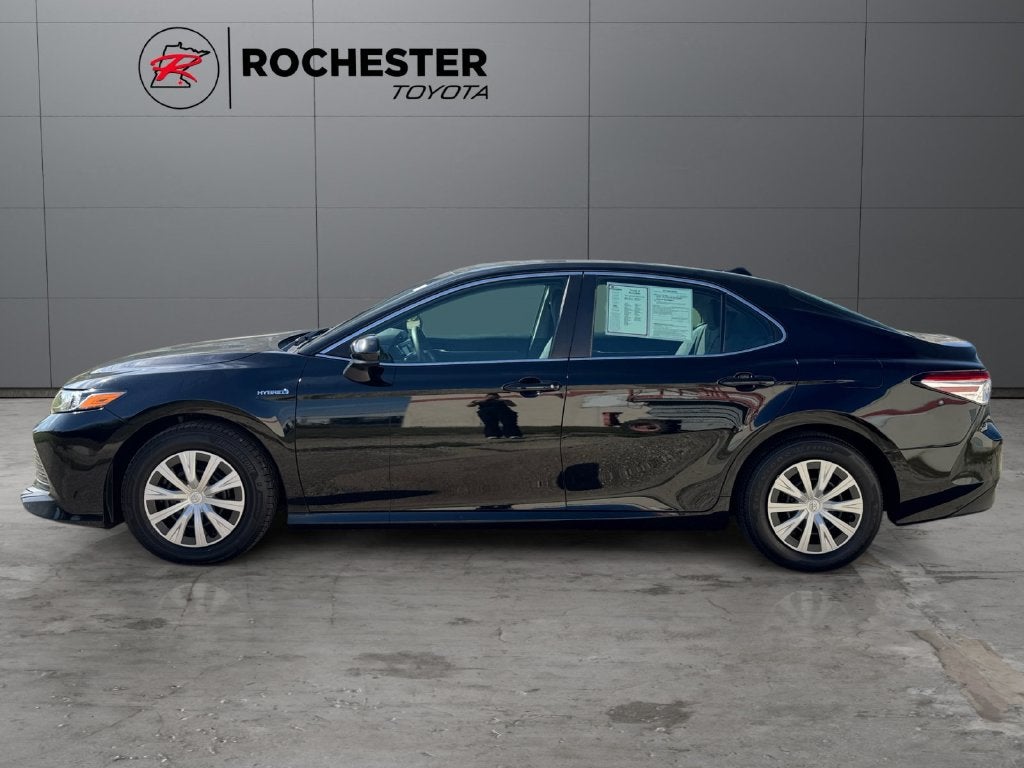 2019 Toyota Camry Hybrid LE FWD