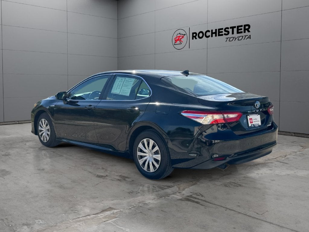2019 Toyota Camry Hybrid LE FWD