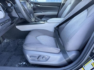 2018 Toyota Camry Hybrid LE FWD