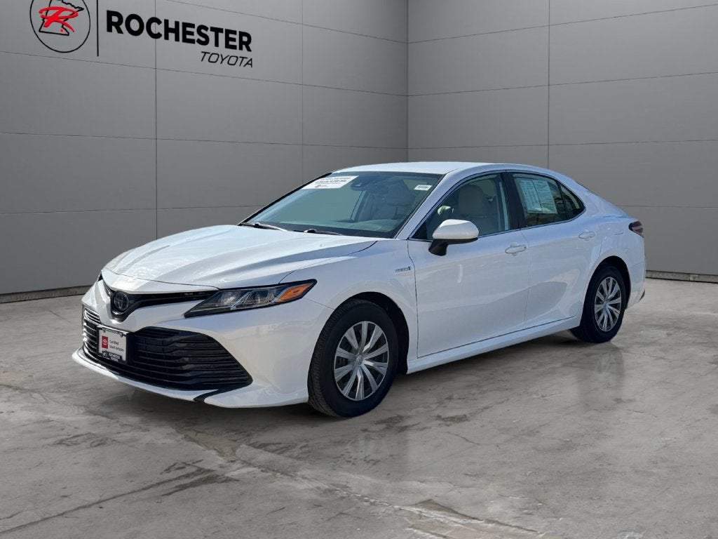 2019 Toyota Camry Hybrid LE FWD
