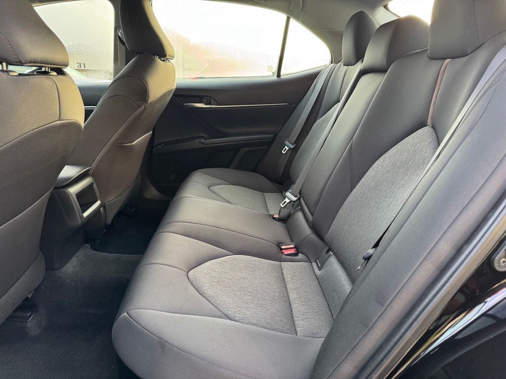 2019 Toyota Camry Hybrid LE FWD
