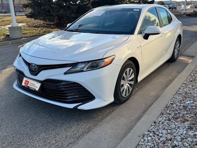 2018 Toyota Camry Hybrid LE FWD