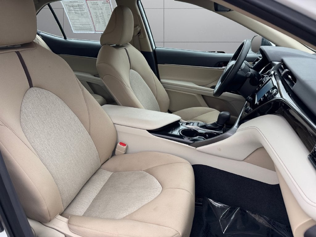 2019 Toyota Camry Hybrid LE FWD