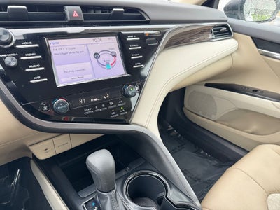2019 Toyota Camry Hybrid LE FWD